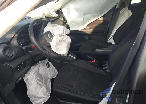 2021 Nissan Kicks S Xtronic Cvt z USA, uszkodzony, nr VIN 3N1CP5BV5ML521144